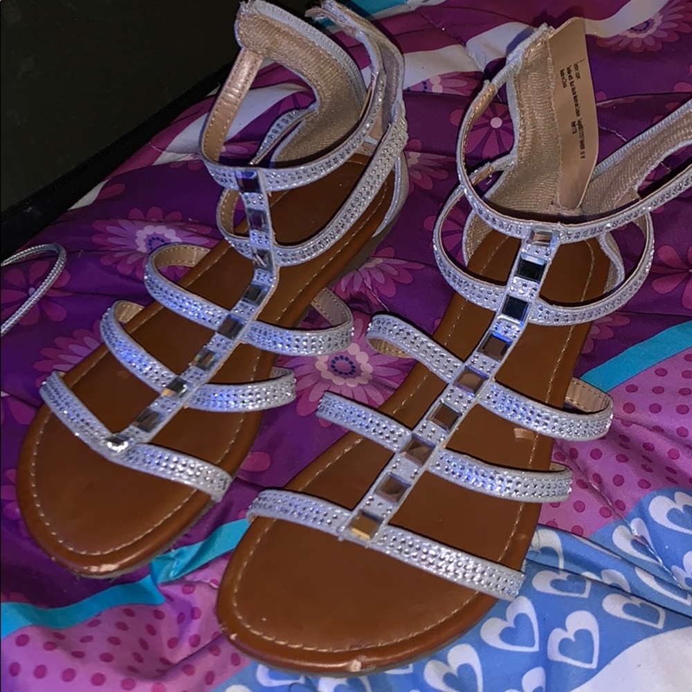 Sandals with jewels
